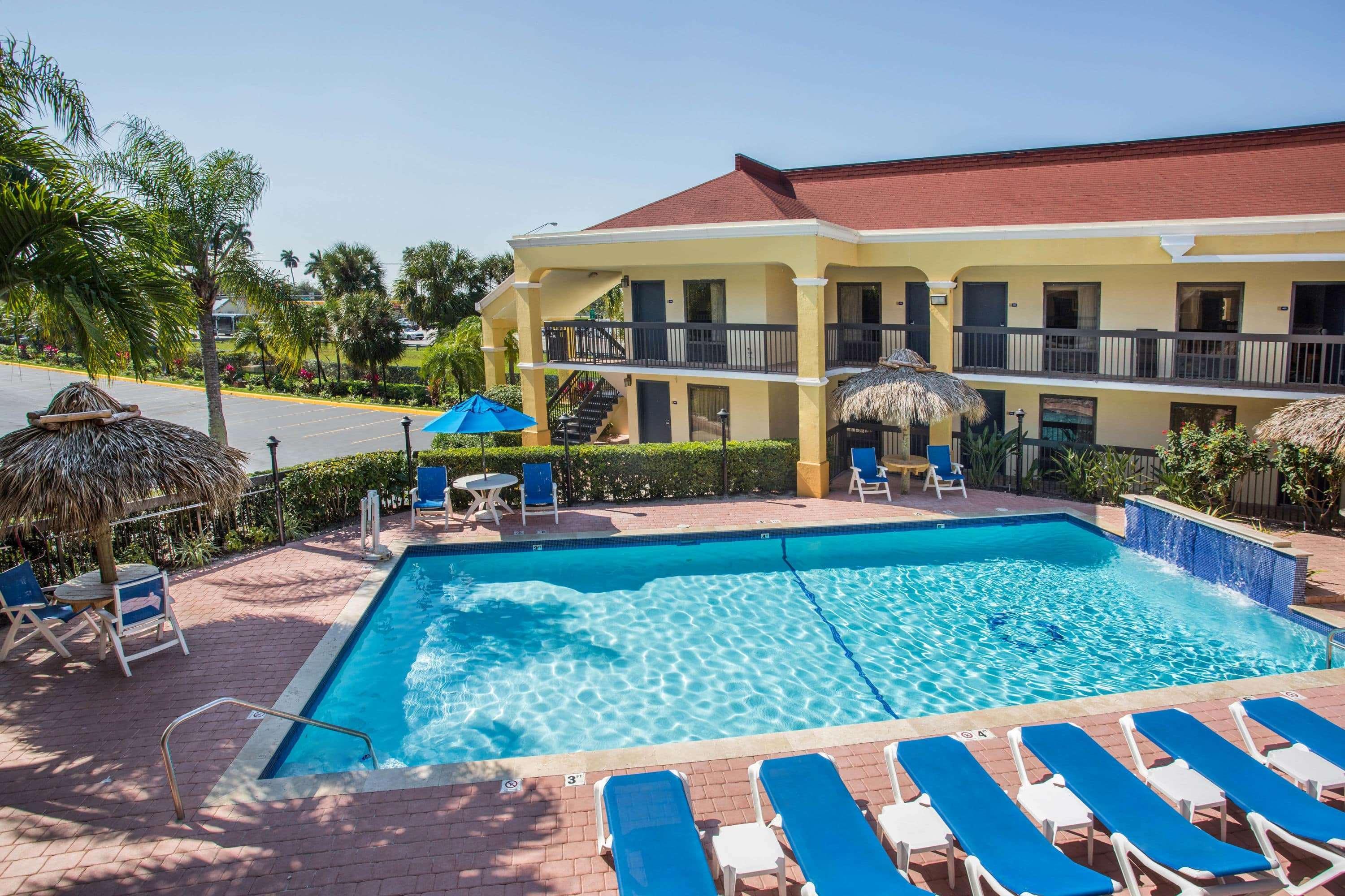 Days Inn By Wyndham Florida City Zewnętrze zdjęcie