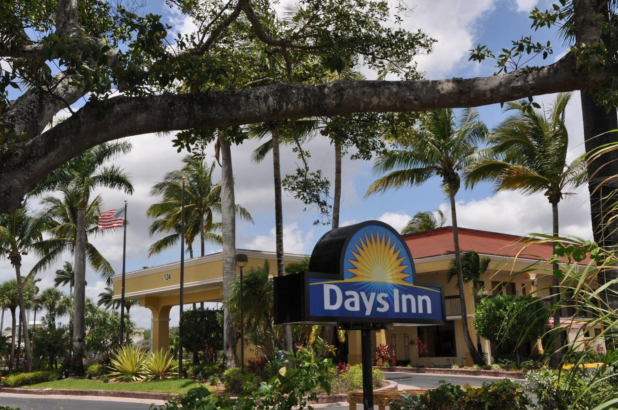 Days Inn By Wyndham Florida City Zewnętrze zdjęcie